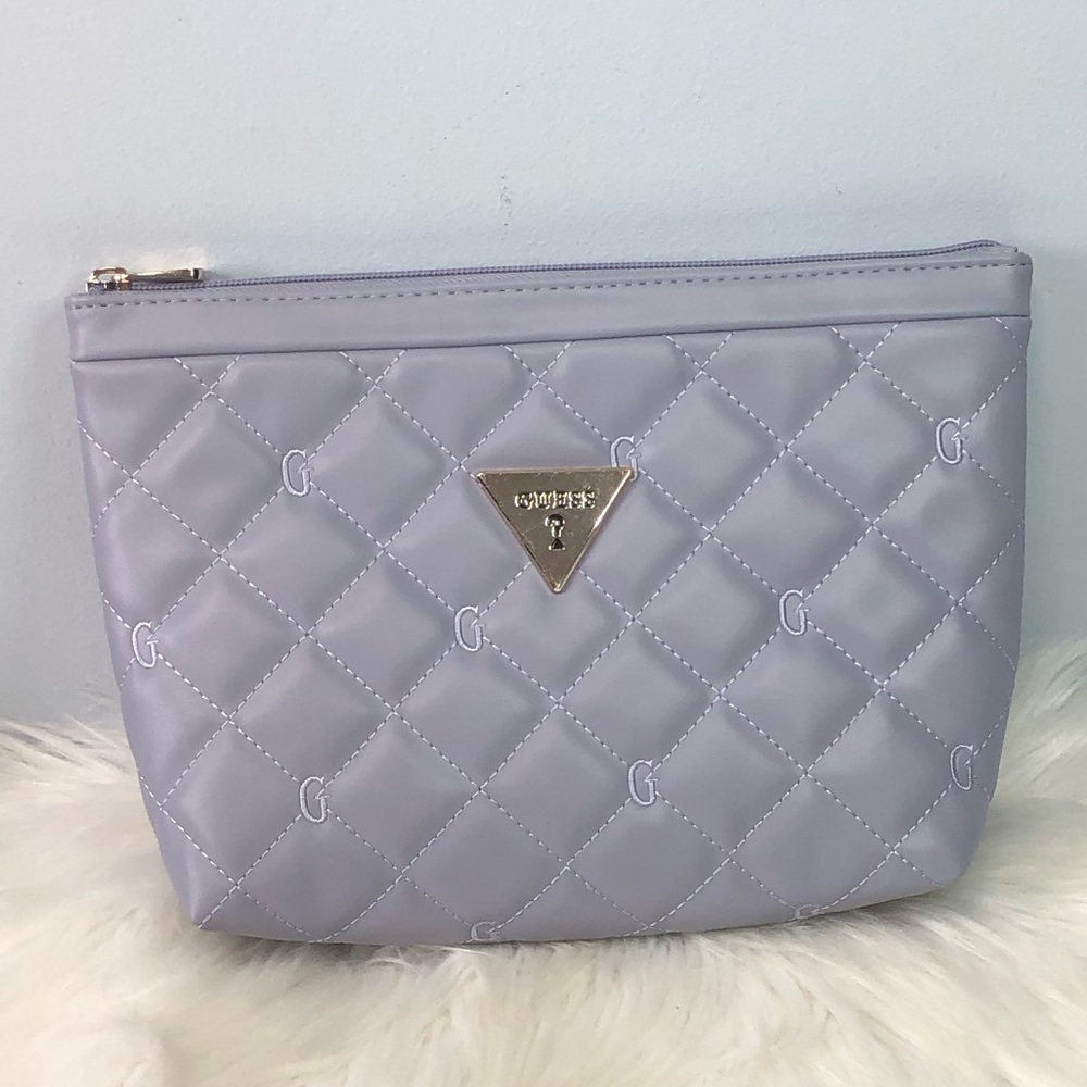 New Guess Large Quilted Cosmetic Bag lavender